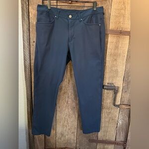 Lululemon ABC Pants Men's 33 Blue Slim Fit Warpstreme Chino Commute Stretch